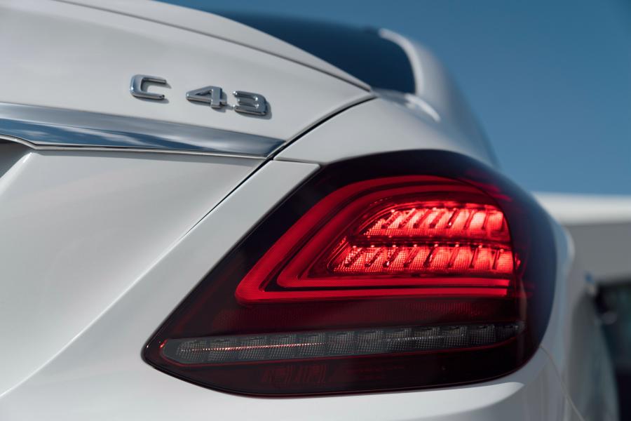 Детали экстерьера Mercedes-AMG C43 4Matic (W205) 2018 года  (AU) (фото 33 из 40)